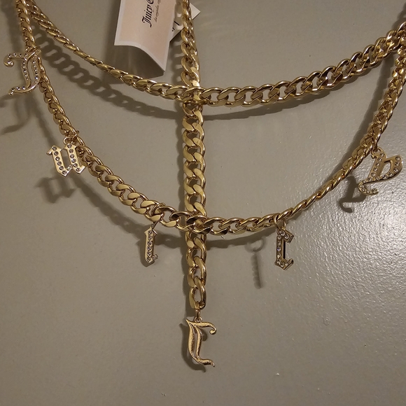 Juicy Couture Accessories - 👑Juicy Couture Gold Tone Chain Link Belt Frontal Juicy Charm Drop Size M/L NWT